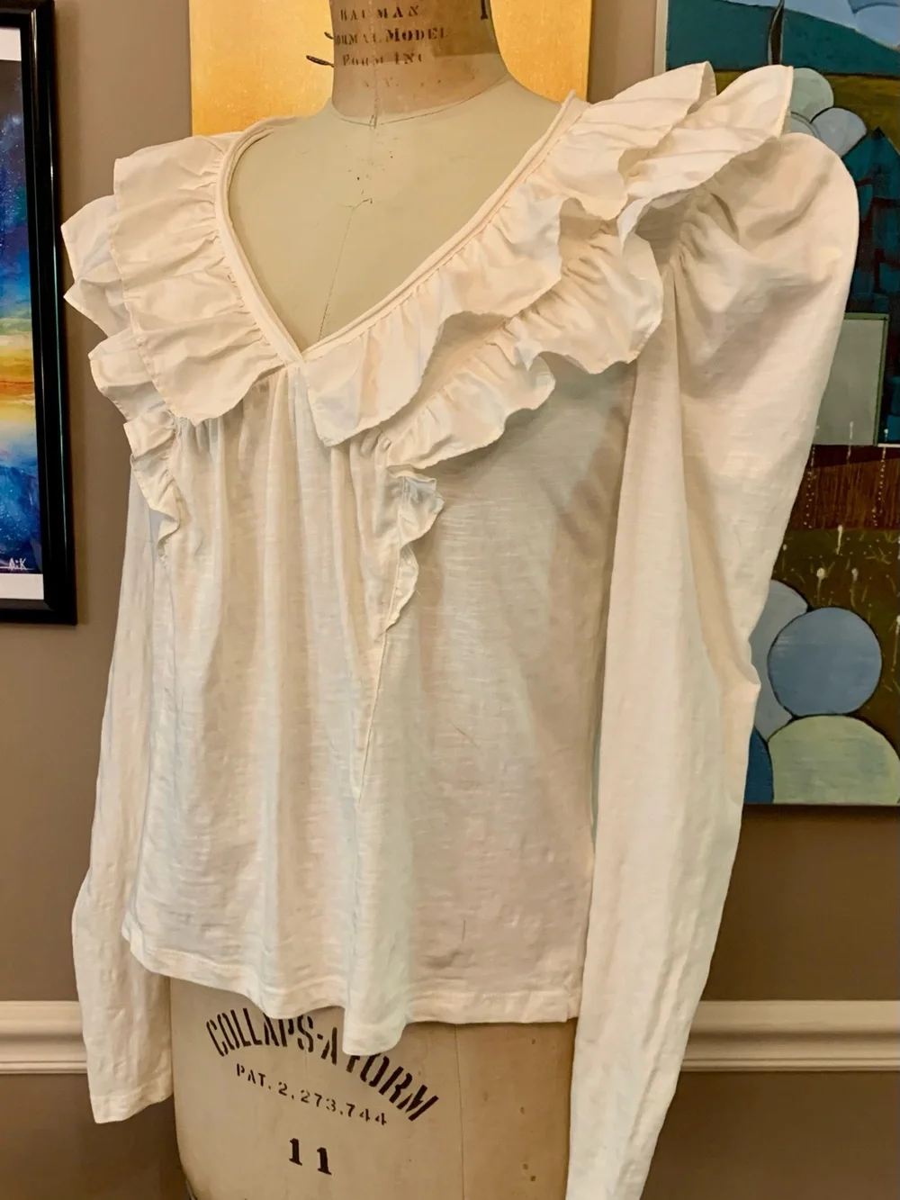 by Anthropologie Ruffle V-Neck Puff Sleeve Knit Top Cream S